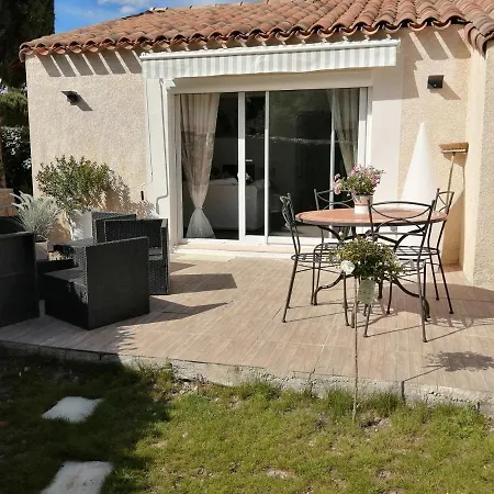 Hébergement de vacances La Perle Des Alpilles Résidence Les Myrtilles Eyguières