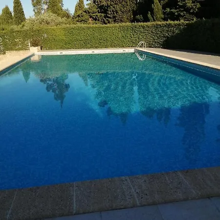La Perle Des Alpilles Résidence Les Myrtilles Hébergement de vacances *