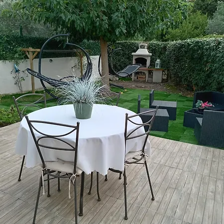 La Perle Des Alpilles Résidence Les Myrtilles Hébergement de vacances *